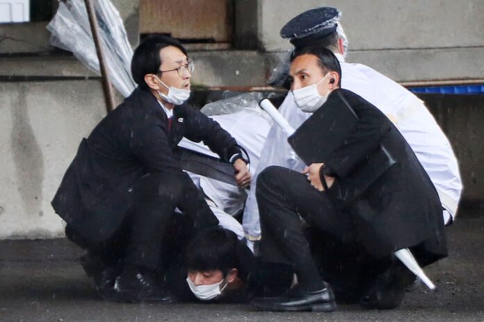 Japanese leader Kishida evacuated after apparent smoke bomb thrown at him