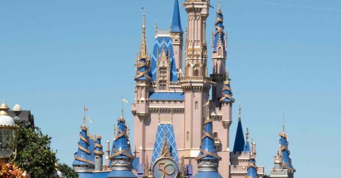 Disney Sued by Florida for Control of Theme Park’s Expansion